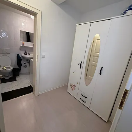 Cute Flat In Cool Neustadt Appartement