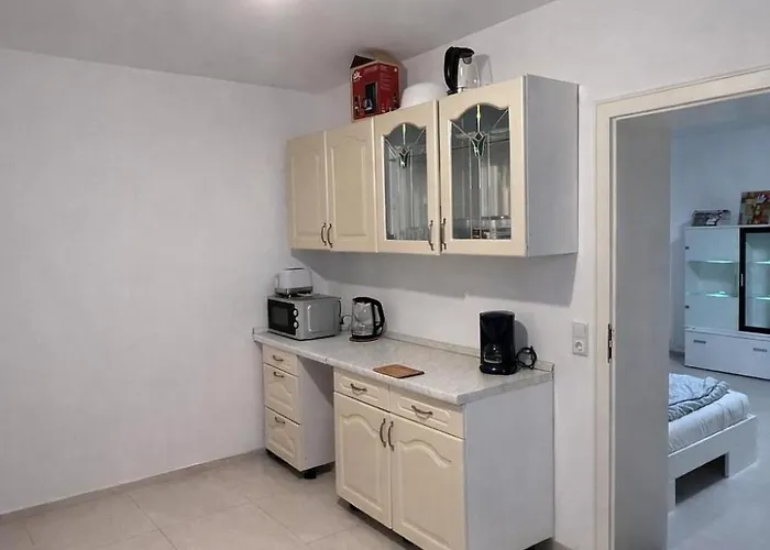 Cute Flat In Cool Neustadt *