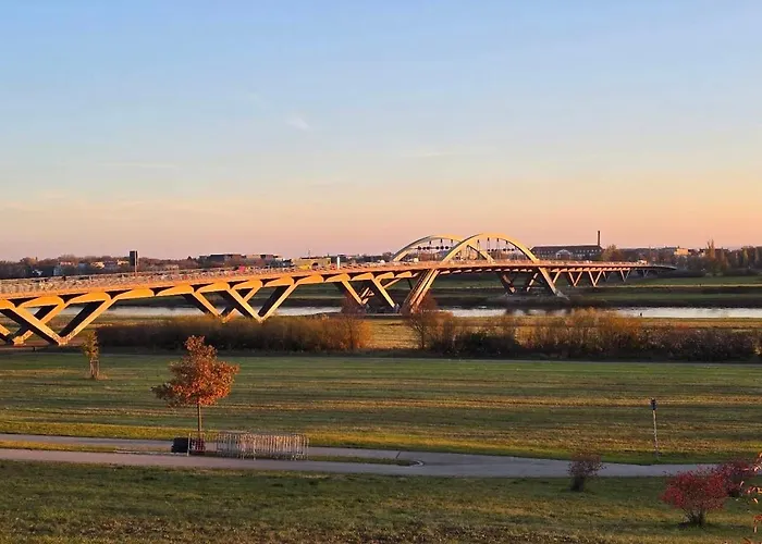 Cute Flat In Cool Neustadt Lägenhet *